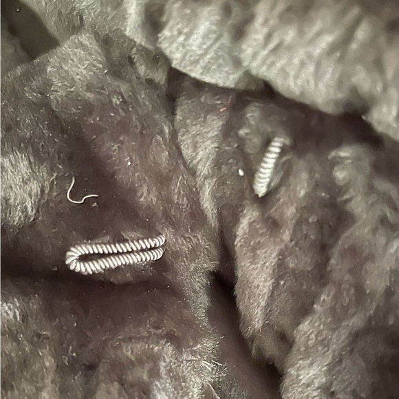 Clifford Michael (NYC) shearling reversible vest, black, like new! Size Small. - Picture 6 of 9